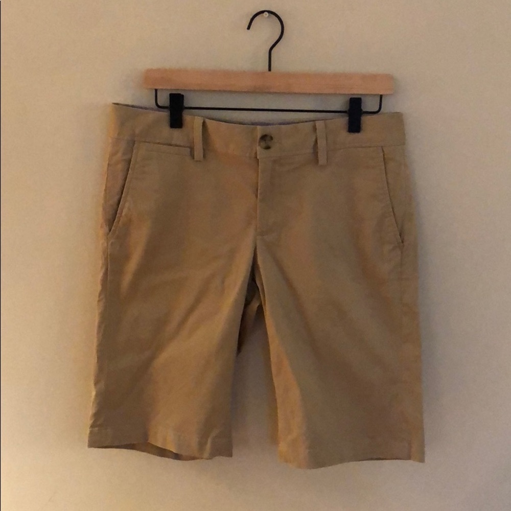 Banana Republic Tan Shorts - Size 8L